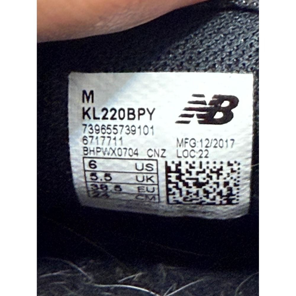 New Balance 220 KL220BPY Unisex Kids 6 M Sneaker Black Pink Low Top Tennis Shoes - Picture 8 of 9
